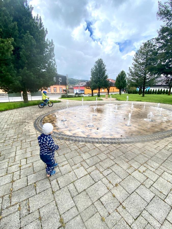 Drevenica Emilka, 5 Min Restauracia, Z Terasy Vyhlad Na Kralovu Holu A Polomske Ocko, Gril, Ohnisko, Kotlik Villa Brezno Bagian luar foto
