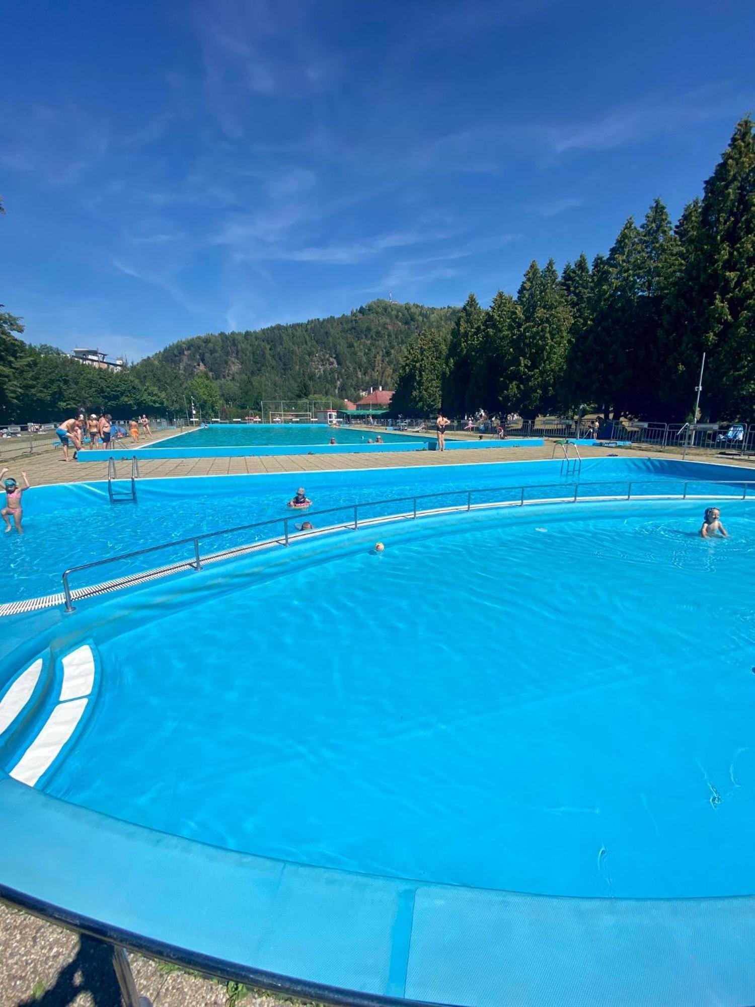Drevenica Emilka, 5 Min Restauracia, Z Terasy Vyhlad Na Kralovu Holu A Polomske Ocko, Gril, Ohnisko, Kotlik Villa Brezno Bagian luar foto
